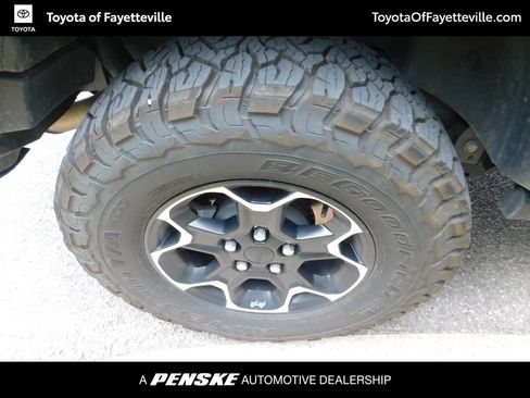 Used 2021 Jeep Wrangler Unlimited Rubicon 4xe w/ Steel Bumper Group AWD/4WD image 7