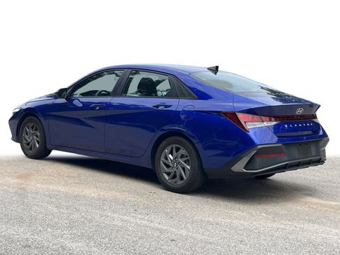 Used 2024 Hyundai Elantra SEL FWD image 20