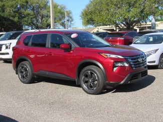 Used 2024 Nissan Rogue SV video 1