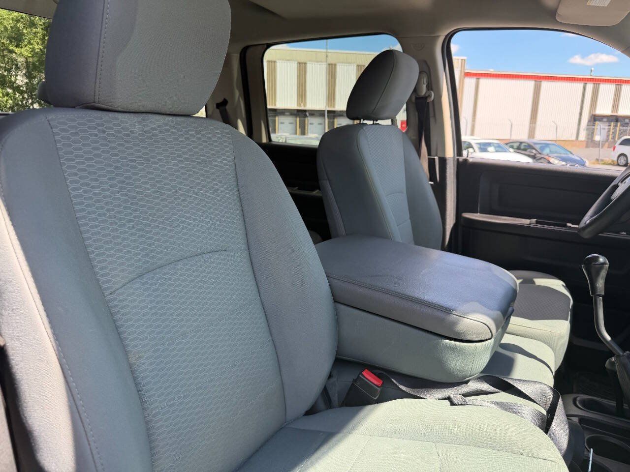 Used 2018 RAM 2500 Tradesman w/ Chrome Appearance Group AWD/4WD image 38