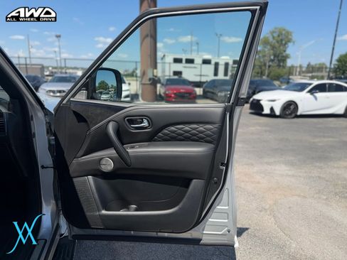 Used 2021 INFINITI QX80 Luxe AWD/4WD image 21