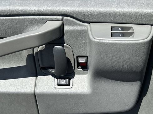 New 2025 GMC Savana 3500 w/ Power Convenience Package RWD image 22
