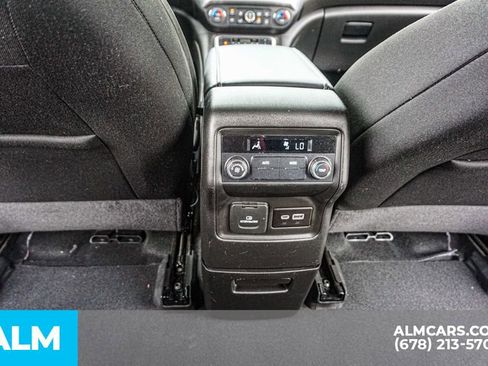 Used 2022 GMC Acadia SLE w/ Driver Convenience Package FWD image 33