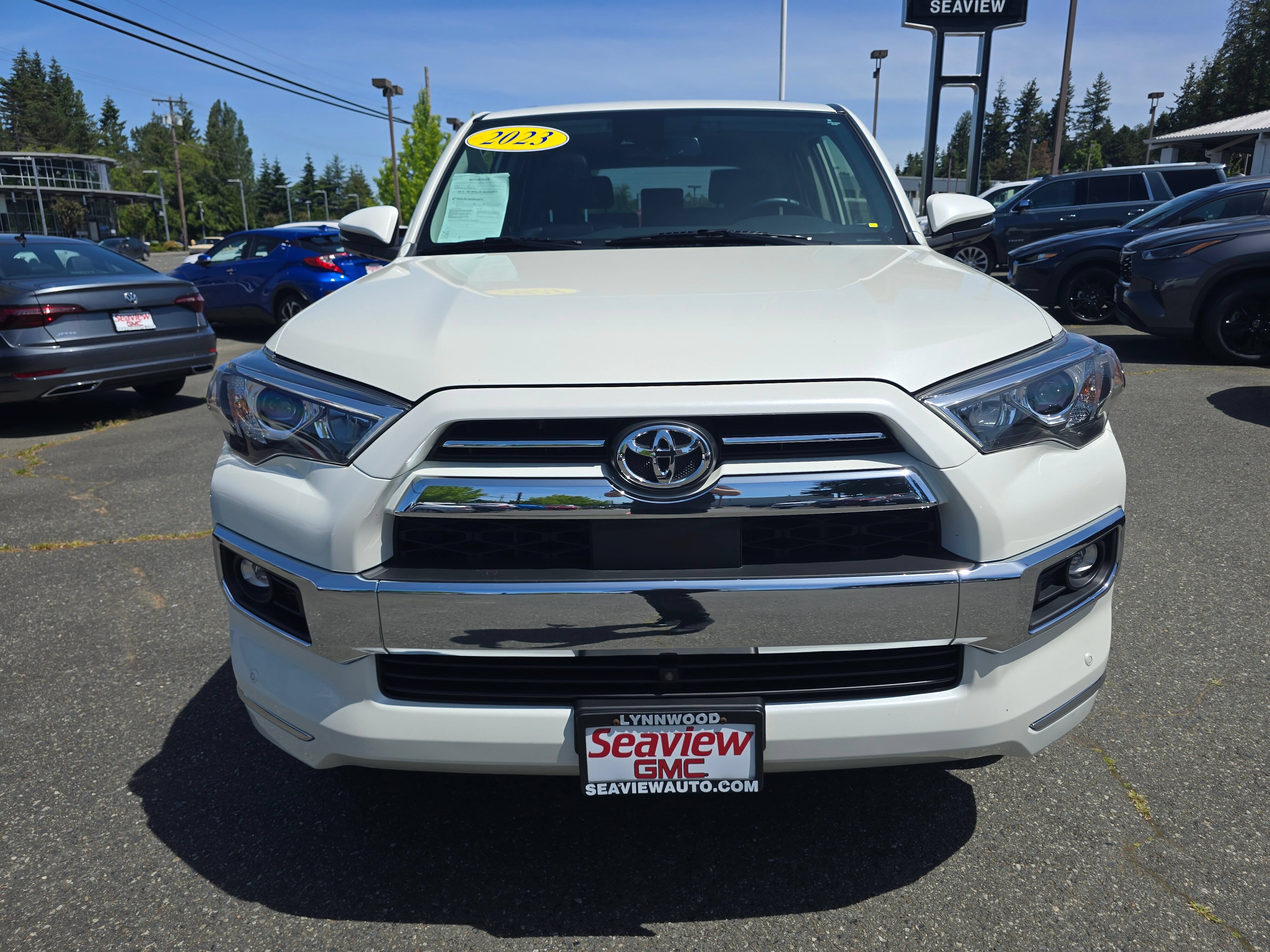 Used 2023 Toyota 4Runner Limited AWD/4WD image 8