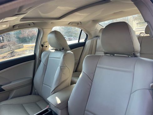 Used 2010 Acura TSX Sedan image 38