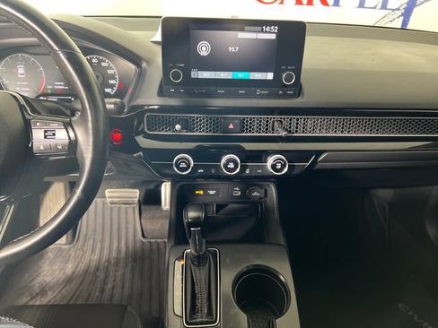 Used 2022 Honda Civic Sport image 17
