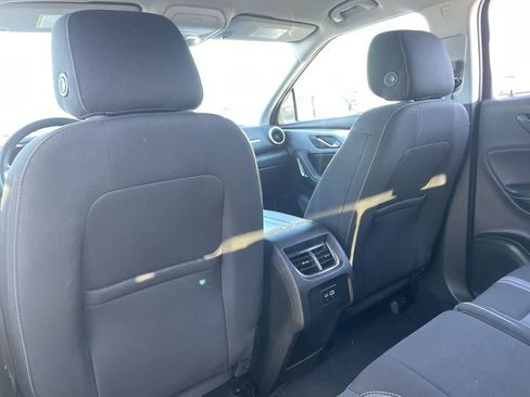 Used 2025 Chevrolet Blazer LT w/ Convenience Package image 20