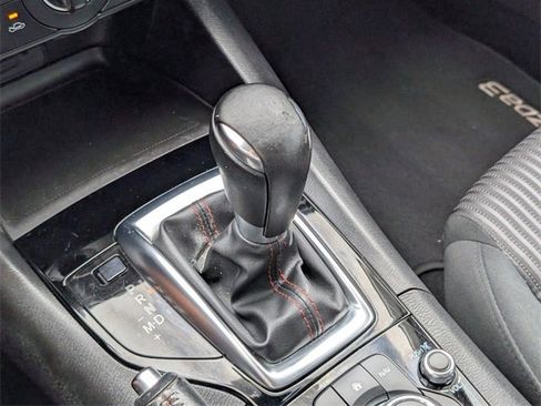 Used 2015 MAZDA MAZDA3 i Touring image 21