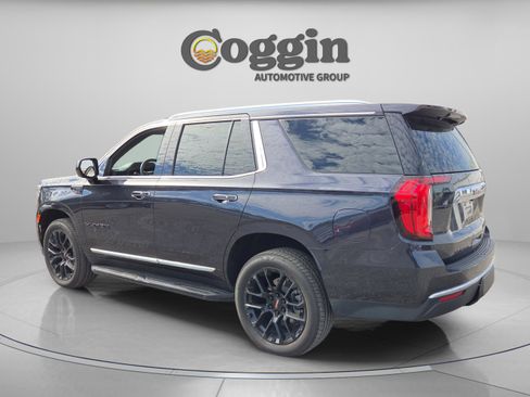 Used 2023 GMC Yukon SLT image 4