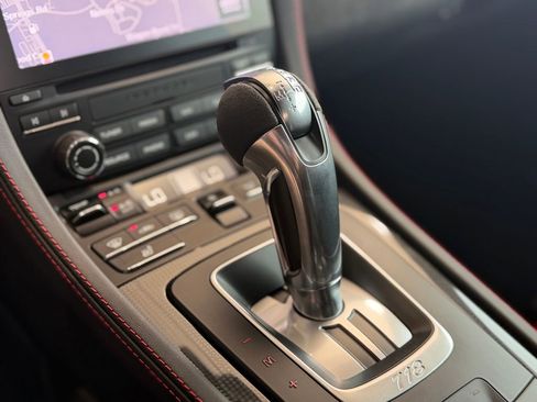 Certified 2022 Porsche 718 Boxster Spyder RWD image 16