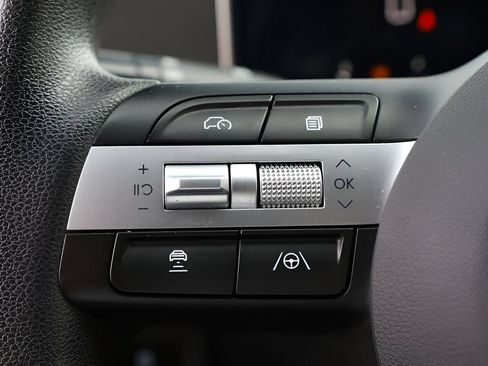 Used 2025 Hyundai Sonata SEL FWD image 46