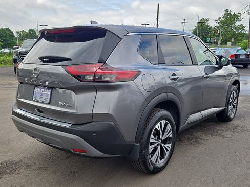 Used 2023 Nissan Rogue SV AWD/4WD image 6