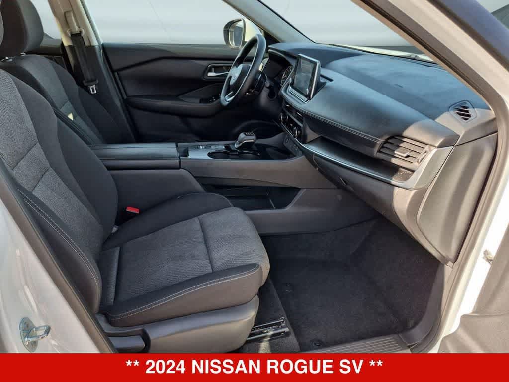 Used 2024 Nissan Rogue SV FWD image 21