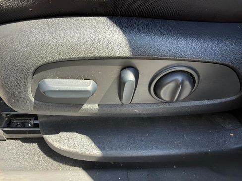 Used 2024 Chevrolet Equinox LT image 10