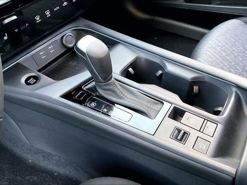New 2026 Nissan Sentra SV w/ SV Convenience Package FWD image 5
