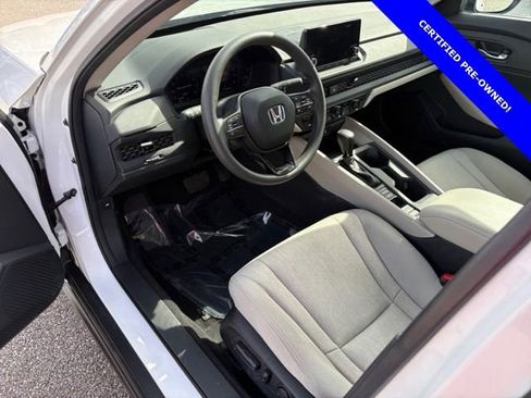 Certified 2023 Honda Accord EX image 28