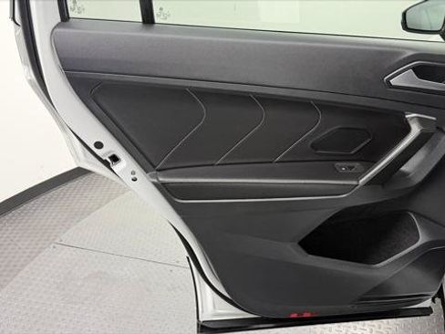 Used 2024 Volkswagen Tiguan Wolfsburg Edition FWD image 17