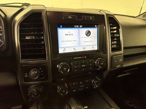 Used 2018 Ford F150 XLT w/ Equipment Group 302A Luxury AWD/4WD image 14