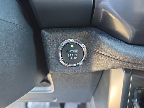 Certified 2025 Ford F150 Lightning Lariat image 26