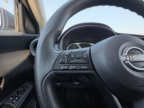 Used 2025 Nissan Kicks Play S FWD image 11