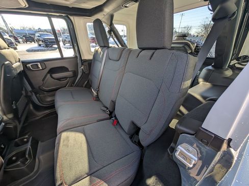 New 2026 Jeep Wrangler Unlimited Rubicon image 17