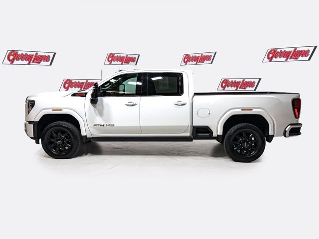 Used 2025 GMC Sierra 2500 AT4 w/ AT4 Premium Plus Package AWD/4WD image 4