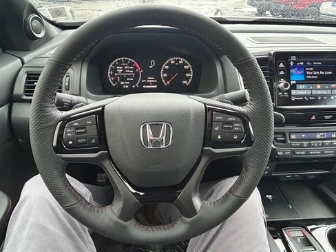 New 2026 Honda Ridgeline Black Edition image 11