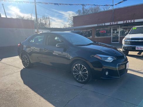 Used 2016 Toyota Corolla S image 4