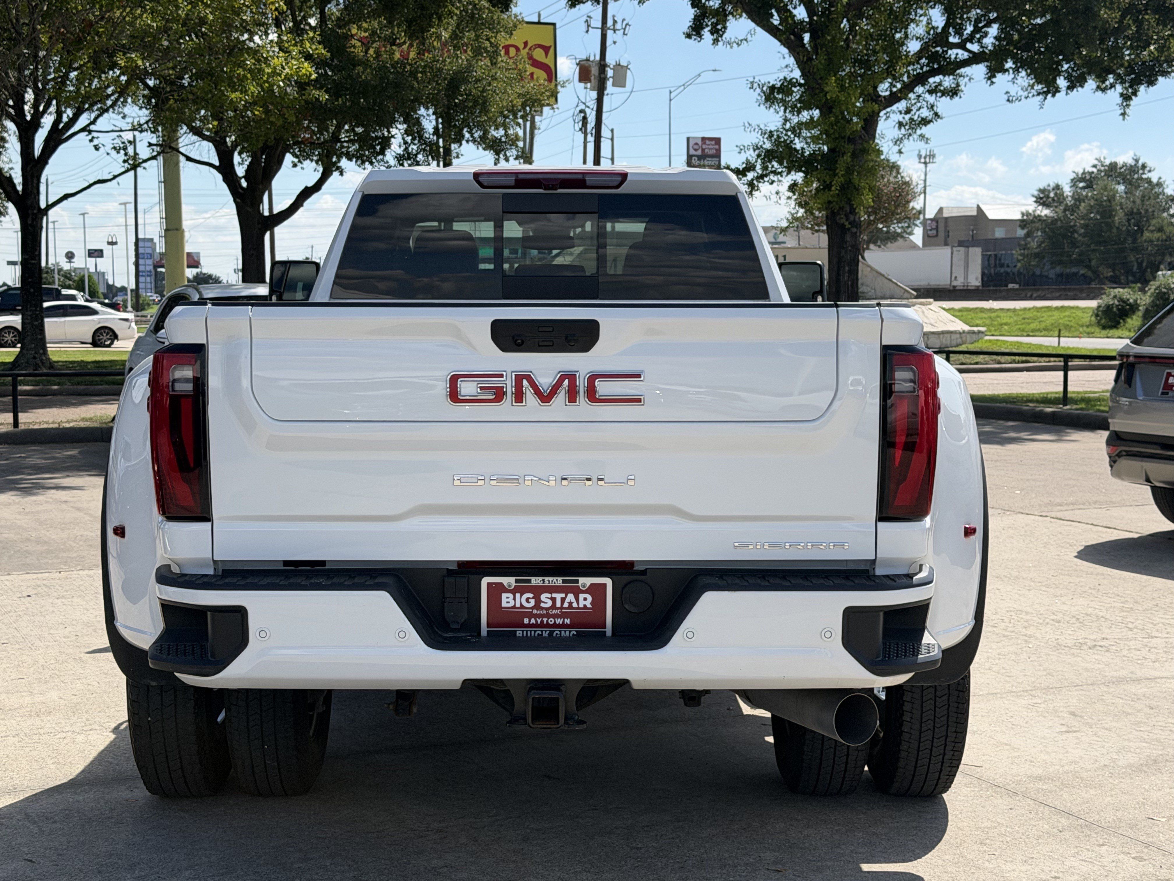 Used 2025 GMC Sierra 3500 Denali AWD/4WD image 6