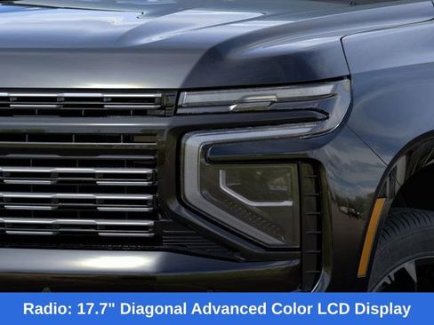 New 2025 Chevrolet Suburban High Country image 11