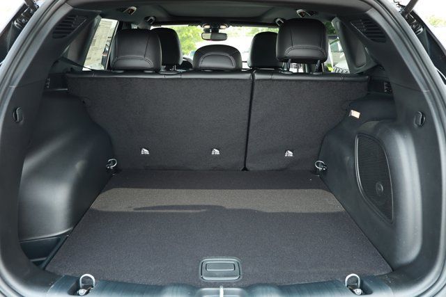 New 2026 Jeep Compass Latitude AWD/4WD image 10