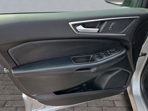 Used 2023 Ford Edge SEL w/ Convenience Package AWD/4WD image 10