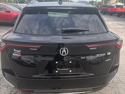 Used 2024 Acura ZDX Type S AWD/4WD image 4
