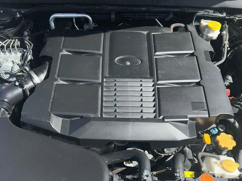 Used 2018 Subaru Legacy 3.6R Limited AWD/4WD image 14