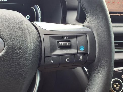 Used 2025 INFINITI QX60 Luxe w/ Black Edition image 16