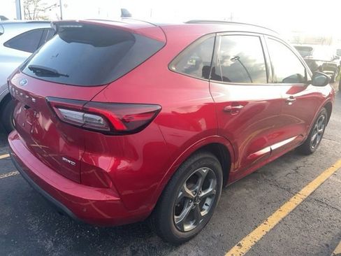 Used 2024 Ford Escape ST-Line w/ Tech Pack #1 AWD/4WD image 2