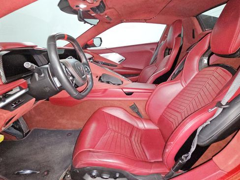 Used 2021 Chevrolet Corvette Stingray Premium Conv w/ Z51 Performance Package RWD image 11