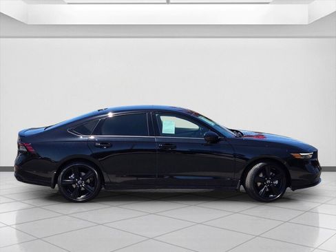 Used 2026 Honda Accord Sport image 4
