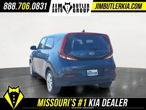 Used 2020 Kia Soul LX FWD image 4