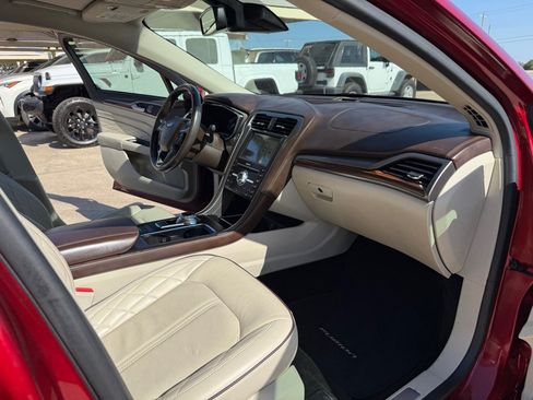 Used 2018 Ford Fusion Energi Platinum FWD image 16