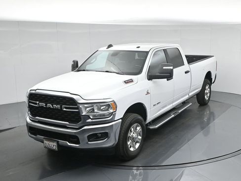 Used 2024 RAM 3500 Big Horn image 38