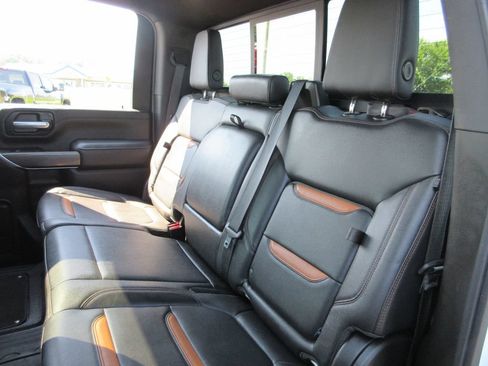 Used 2021 GMC Sierra 2500 AT4 w/ AT4 Premium Plus Package AWD/4WD image 26