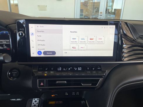 Used 2025 Toyota Camry XSE image 28