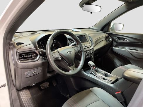 Used 2024 Chevrolet Equinox RS AWD/4WD image 9