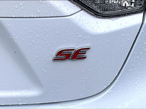 Used 2024 Toyota Corolla SE FWD image 10