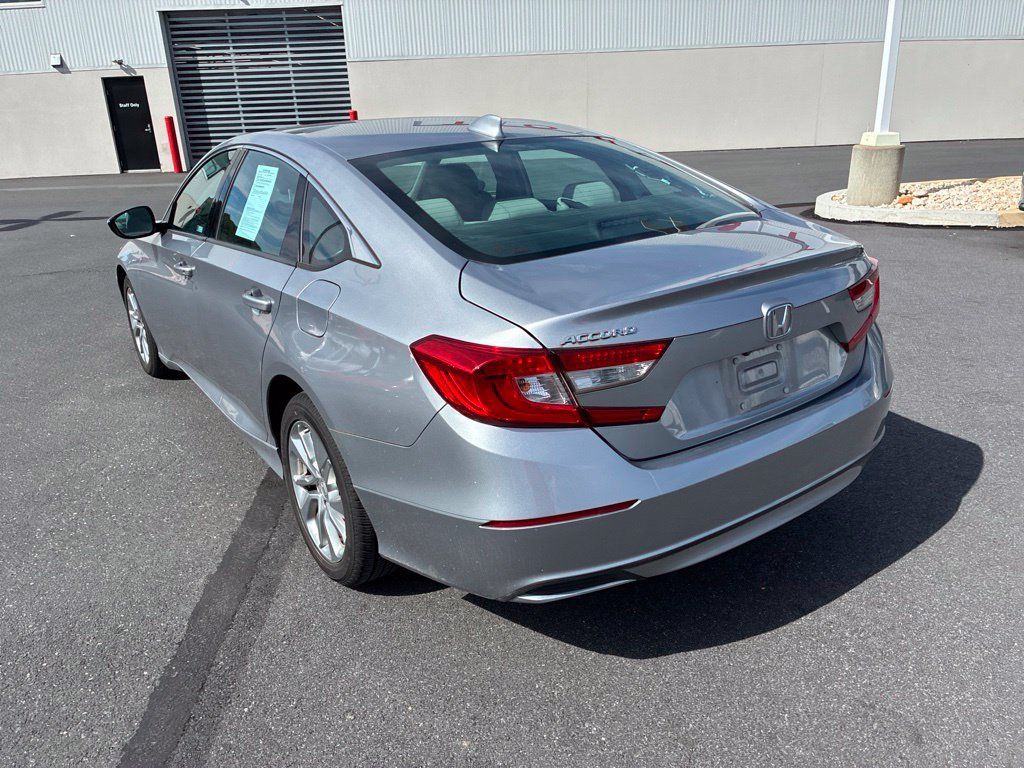 Used 2018 Honda Accord LX image 11