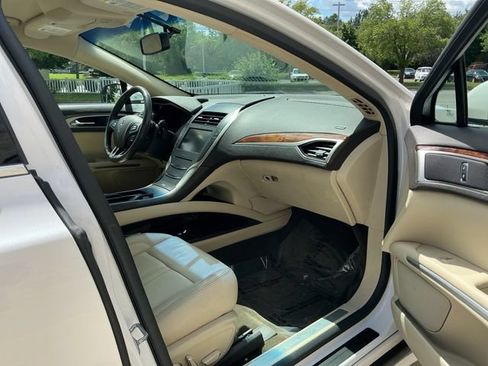 Used 2014 Lincoln MKZ AWD w/ Equipment Group 101A Select image 16
