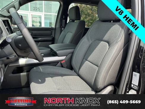 New 2026 RAM 1500 Express AWD/4WD image 4