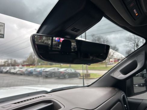 Used 2022 GMC Sierra 3500 Denali w/ Denali Ultimate Package image 36