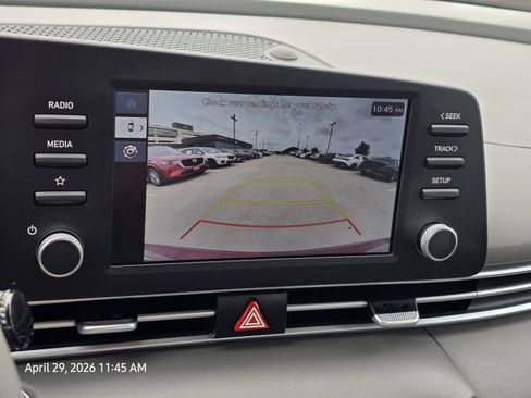 Certified 2025 Hyundai Elantra Sport FWD image 20